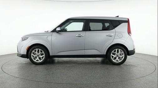 Steel Gray 2025 Kia Soul LX
