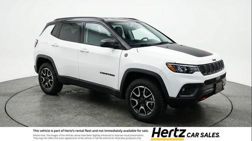 Bright White Clearcoat 2025 Jeep Compass Trailhawk