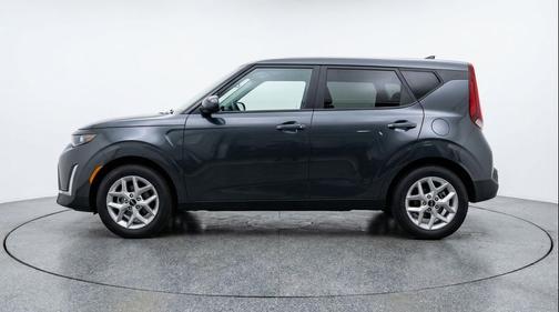 Gravity Gray 2025 Kia Soul LX