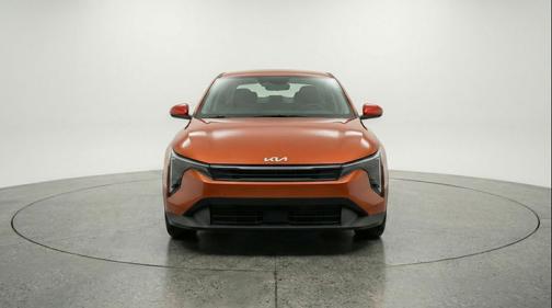 Currant Red 2025 Kia K4 LXS
