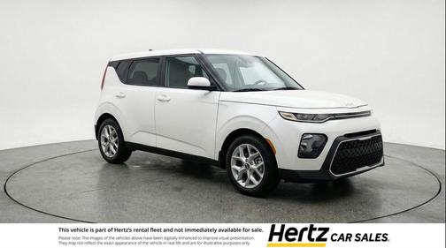 Snow White Pearl 2025 Kia Soul LX