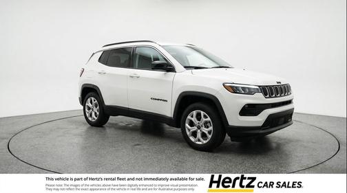 Bright White Clearcoat 2025 Jeep Compass Latitude