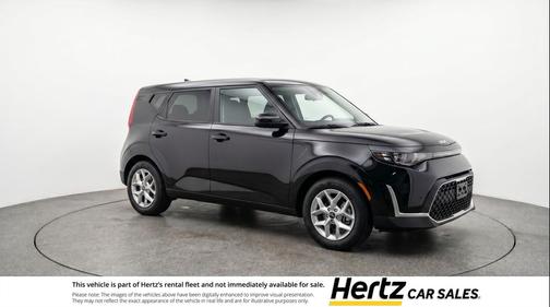 Fusion Black 2025 Kia Soul LX
