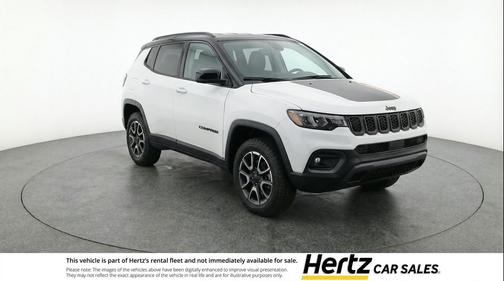 Bright White Clearcoat 2025 Jeep Compass Trailhawk