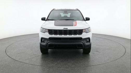 Bright White Clearcoat 2025 Jeep Compass Trailhawk