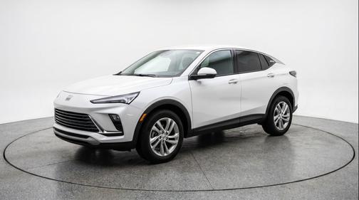 Summit White 2025 Buick Envista Preferred FWD