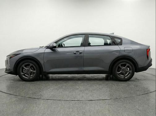 Interstellar Gray 2025 Kia K4 LXS