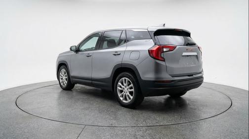 Sterling Gray Metallic 2024 GMC Terrain SLT