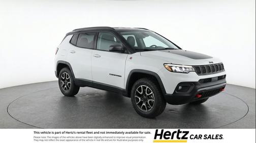 Bright White Clearcoat 2025 Jeep Compass Trailhawk
