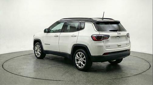 Bright White Clearcoat 2025 Jeep Compass Limited