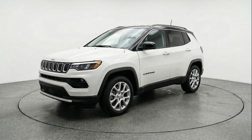 Bright White Clearcoat 2025 Jeep Compass Limited