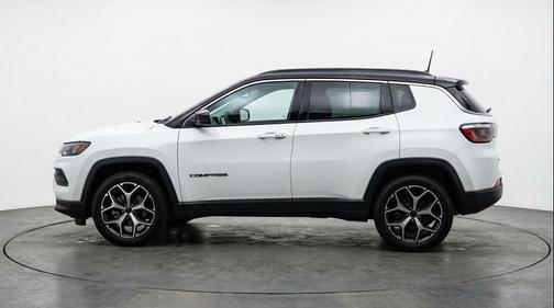 Bright White Clearcoat 2025 Jeep Compass Limited