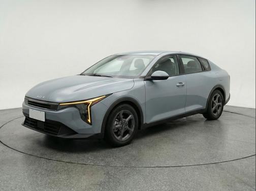 Morning Haze 2025 Kia K4 LXS