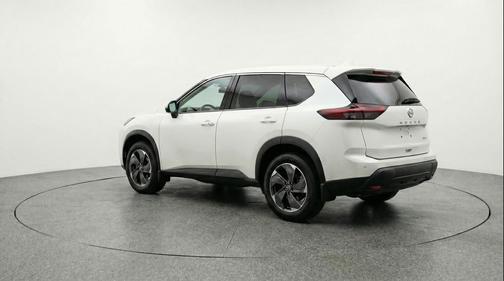 Everest White Pearl Tricoat 2025 Nissan Rogue SV