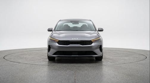 Interstellar Gray 2025 Kia K4 LXS