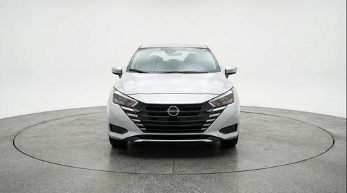 Brilliant Silver Metallic 2025 Nissan Versa 1.6 SV