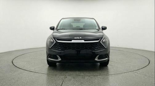 Ebony Black 2025 Kia Sportage LX