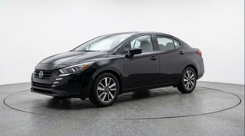 Super Black 2025 Nissan Versa 1.6 SV