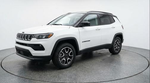 Bright White Clearcoat 2025 Jeep Compass Trailhawk