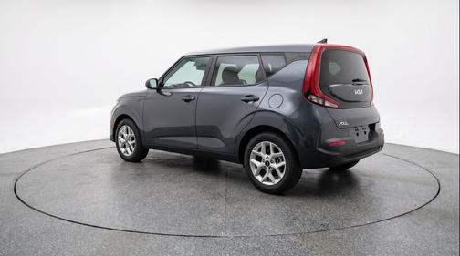 Gravity Gray 2025 Kia Soul LX