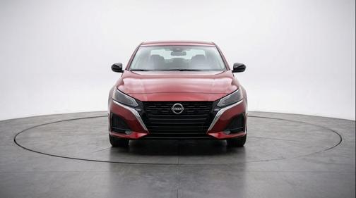 Garnet Pearl Metallic 2025 Nissan Altima SV FWD