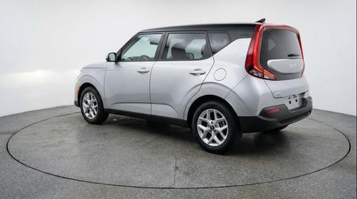 Steel Gray 2025 Kia Soul LX