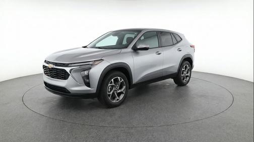 Sterling Gray Metallic 2025 Chevrolet Trax LT