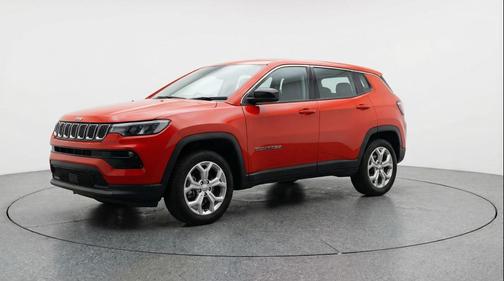 Red Hot Pearlcoat 2025 Jeep Compass Latitude
