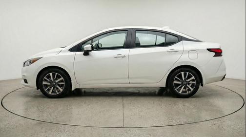Aspen White Tricoat 2025 Nissan Versa 1.6 SV