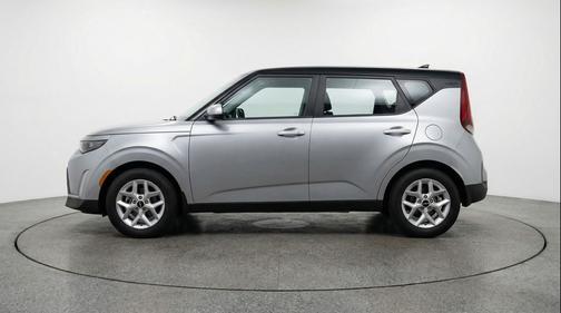 Steel Gray 2025 Kia Soul LX