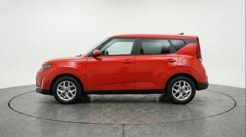 Inferno Red 2025 Kia Soul LX