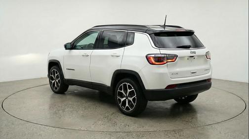 Bright White Clearcoat 2025 Jeep Compass Limited