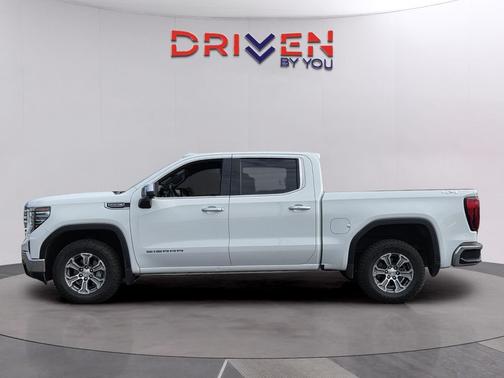 Summit White 2025 GMC Sierra 1500 SLT