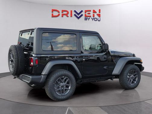 Black Clearcoat 2026 Jeep Wrangler Sport S