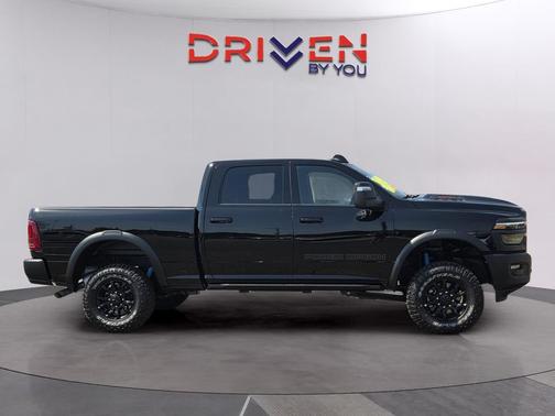 Diamond Black Crystal Pearlcoat 2026 RAM 2500 Power Wagon