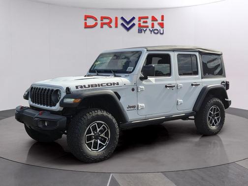 Bright White Clearcoat 2026 Jeep Wrangler Rubicon