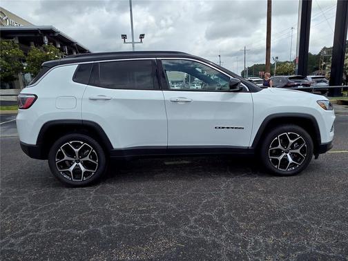 Bright White Clearcoat 2025 Jeep Compass Limited