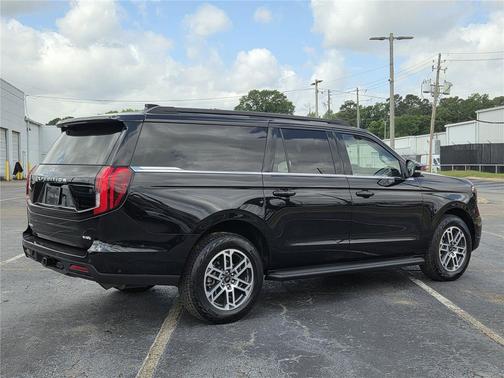 Agate Black Metallic 2025 Ford Expedition Max Active 4x4