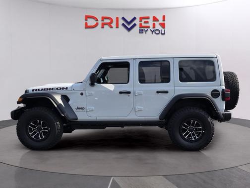 Bright White Clearcoat 2026 Jeep Wrangler Rubicon