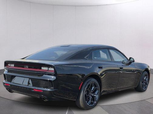 Diamond Black Crystal Pearlcoat 2027 Dodge Charger R/T