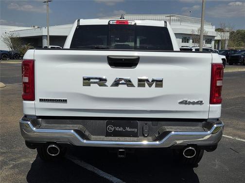 Bright White Clearcoat 2026 RAM 1500 Big Horn/Lone Star