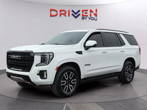 Summit White 2023 GMC Yukon 4WD AT4