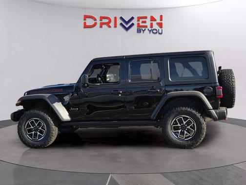 Black Clearcoat 2026 Jeep Wrangler Rubicon