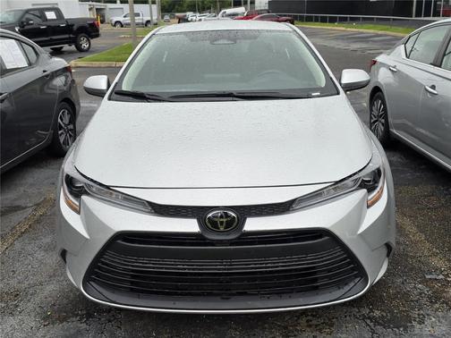 Classic Silver Metallic 2025 Toyota Corolla LE