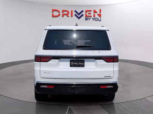 2024 Jeep Wagoneer L Series II 4x4