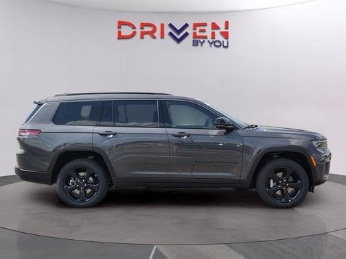 Baltic Gray Metallic Clearcoat 2026 Jeep Grand Cherokee L Limited
