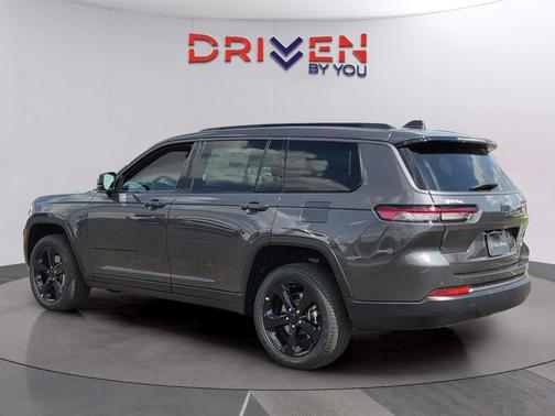 Baltic Gray Metallic Clearcoat 2026 Jeep Grand Cherokee L Limited