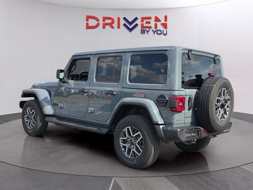 Anvil Clearcoat 2026 Jeep Wrangler 4-Door Sahara 4x4