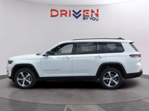 Bright White Clearcoat 2025 Jeep Grand Cherokee L Limited