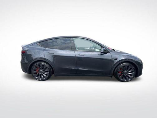 2024 Tesla Model Y Performance Dual Motor All-Wheel Drive